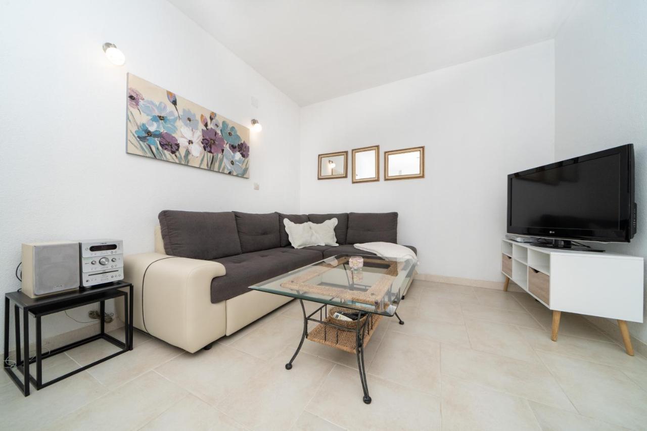Apartments Siesta 苏曼婷 外观 照片