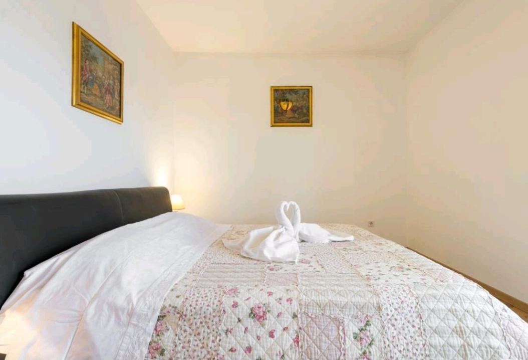 Apartments Siesta 苏曼婷 外观 照片